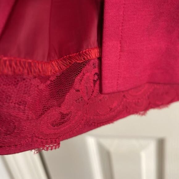 Dress Trina Turk size 10 red -  back Zip 26” long from under arm - Picture 7 of 7